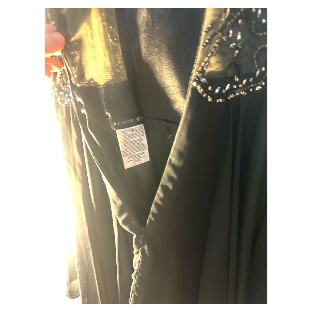 Alyce Paris Black Beaded Mesh Bodice Cocktail Dress Short Chiffon Dress Size 14 - Picture 8 of 10